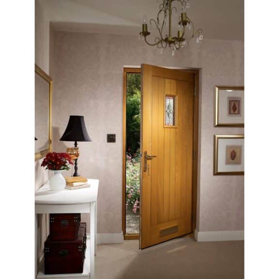 Pre-Finished Chancery External Oak Door with Decorative Glass